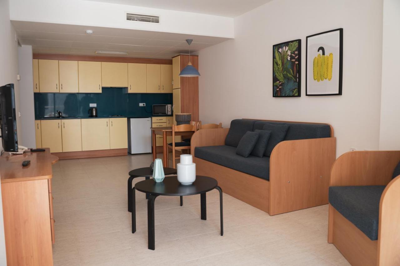 Apartamento Beatrix 2000 Pineda De Mar Exterior foto